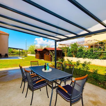 Hotel House Peace 4*